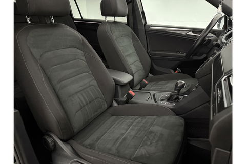 Volkswagen Tiguan 1.5 TSI 150PK Allspace R-Line 7P Pano LED Carplay Virtual Camera Clima Cruise Navi PDC 19''LMV