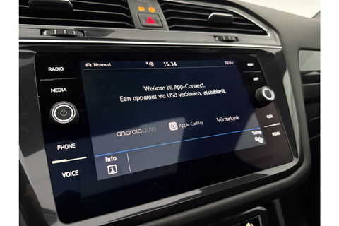 Volkswagen Tiguan 1.5 TSI 150PK Allspace R-Line 7P Pano LED Carplay Virtual Camera Clima Cruise Navi PDC 19''LMV