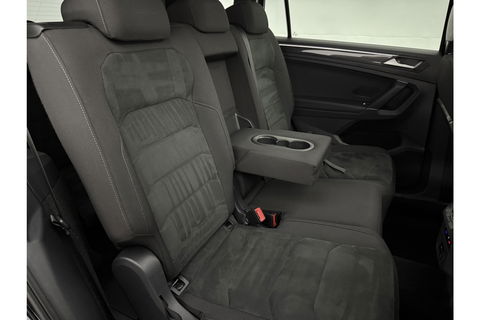 Volkswagen Tiguan 1.5 TSI 150PK Allspace R-Line 7P Pano LED Carplay Virtual Camera Clima Cruise Navi PDC 19''LMV