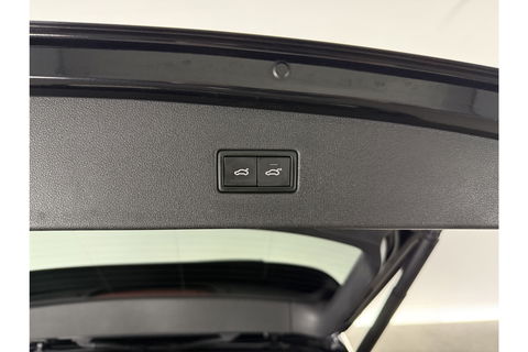 Volkswagen Tiguan 1.5 TSI 150PK Allspace R-Line 7P Pano LED Carplay Virtual Camera Clima Cruise Navi PDC 19''LMV
