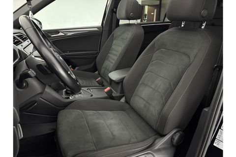 Volkswagen Tiguan 1.5 TSI 150PK Allspace R-Line 7P Pano LED Carplay Virtual Camera Clima Cruise Navi PDC 19''LMV
