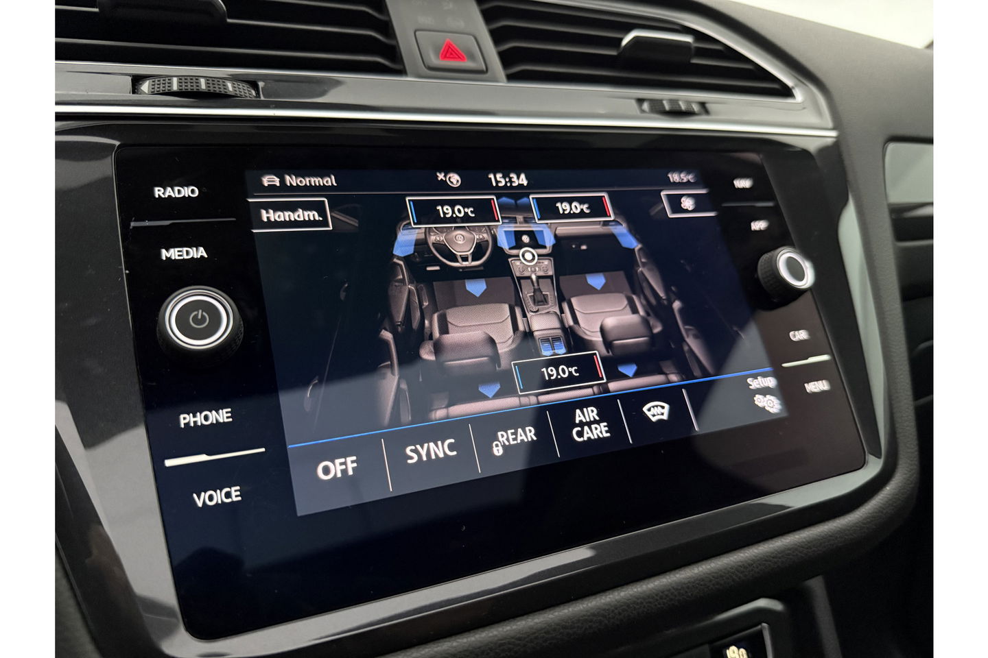 Volkswagen Tiguan 1.5 TSI 150PK Allspace R-Line 7P Pano LED Carplay Virtual Camera Clima Cruise Navi PDC 19''LMV