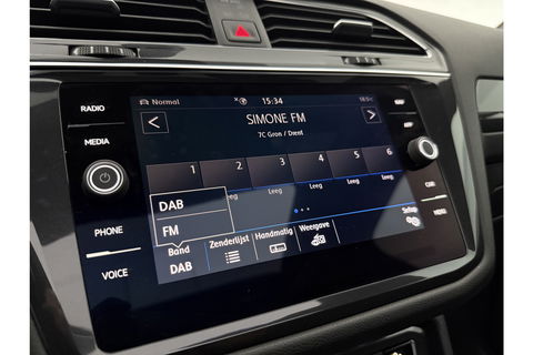 Volkswagen Tiguan 1.5 TSI 150PK Allspace R-Line 7P Pano LED Carplay Virtual Camera Clima Cruise Navi PDC 19''LMV