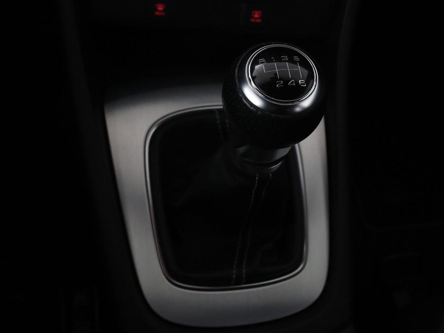 Audi Q3 1.4 TFSI Sport S Line Edition | Origineel NL | Half leder | Trekhaak | Full LED | Sportstoelen | Navigatie | Climate control | Parkeerhulp | Cruise control | Bluetooth | Getint glas