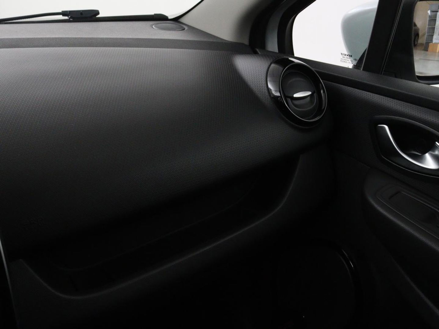 Renault Clio 1.2 TCe Zen | Automaat | Camera | Trekhaak | Navigatie | Climate control | Cruise control | Bluetooth