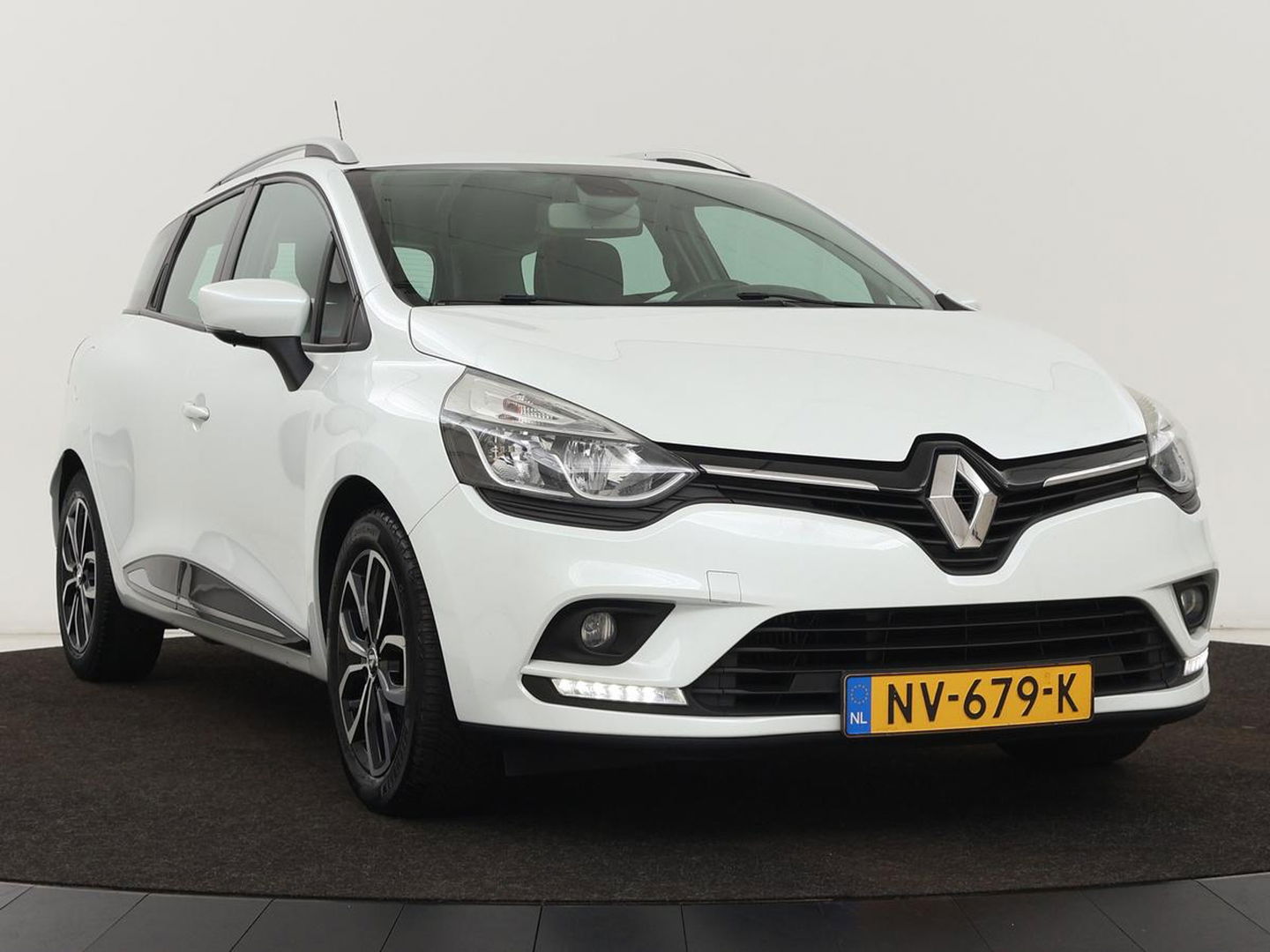 Renault Clio 1.2 TCe Zen | Automaat | Camera | Trekhaak | Navigatie | Climate control | Cruise control | Bluetooth