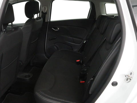 Renault Clio 1.2 TCe Zen | Automaat | Camera | Trekhaak | Navigatie | Climate control | Cruise control | Bluetooth