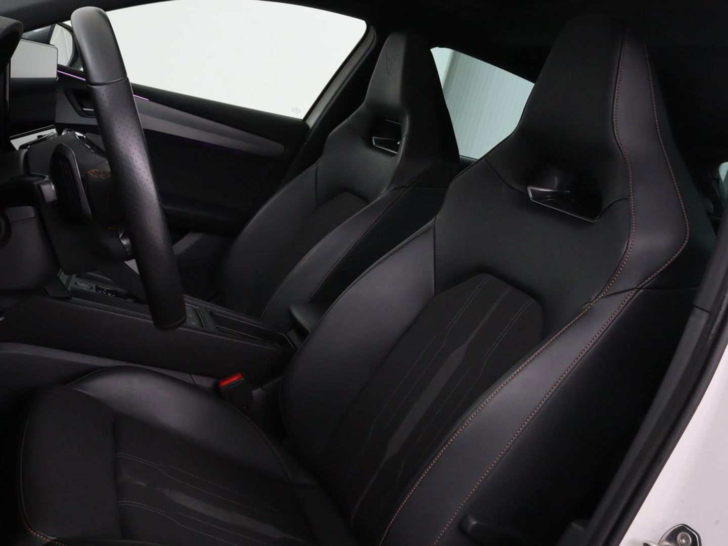 CUPRA Leon 1.4 e-Hybrid VZ Performance | Panoramadak | Stoel & stuurverwarming | Adaptive cruise | Camera | Carplay | Navigatie | Sfeerverlichting | Keyless | Full LED | PHEV