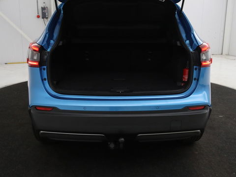Nissan QASHQAI 1.3 DIG-T Tekna | Panoramadak | Leder | Trekhaak | 360 camera | Stoelverwarming | Bose Sound | Carplay | Full LED | Keyless | Navigatie