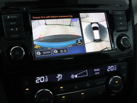 Nissan QASHQAI 1.3 DIG-T Tekna | Panoramadak | Leder | Trekhaak | 360 camera | Stoelverwarming | Bose Sound | Carplay | Full LED | Keyless | Navigatie