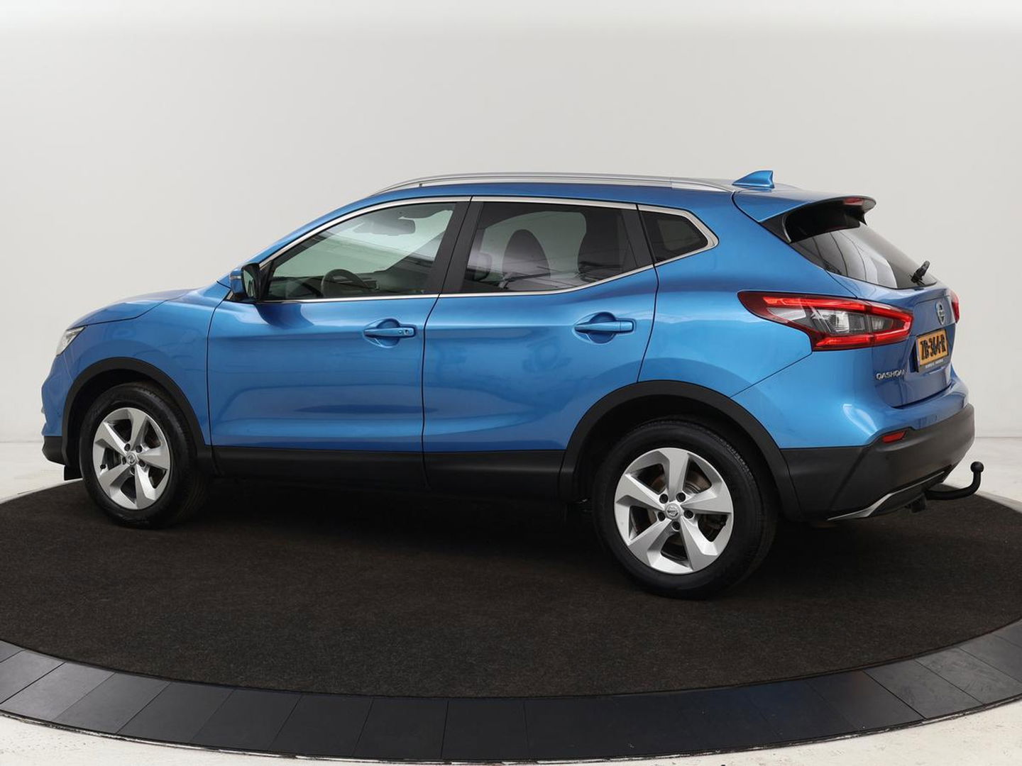 Nissan QASHQAI 1.3 DIG-T Tekna | Panoramadak | Leder | Trekhaak | 360 camera | Stoelverwarming | Bose Sound | Carplay | Full LED | Keyless | Navigatie