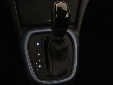 Hyundai i10 1.2i Comfort | Automaat | Climate control | Bluetooth | Elektrische ramen | Parkeerhulp | LED | Stuurbediening | 15'' lichtmetalen velgen
