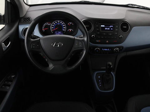 Hyundai i10 1.2i Comfort | Automaat | Climate control | Bluetooth | Elektrische ramen | Parkeerhulp | LED | Stuurbediening | 15'' lichtmetalen velgen