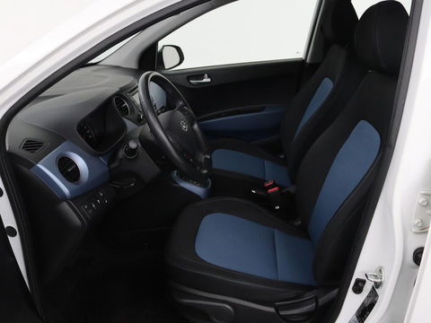 Hyundai i10 1.2i Comfort | Automaat | Climate control | Bluetooth | Elektrische ramen | Parkeerhulp | LED | Stuurbediening | 15'' lichtmetalen velgen
