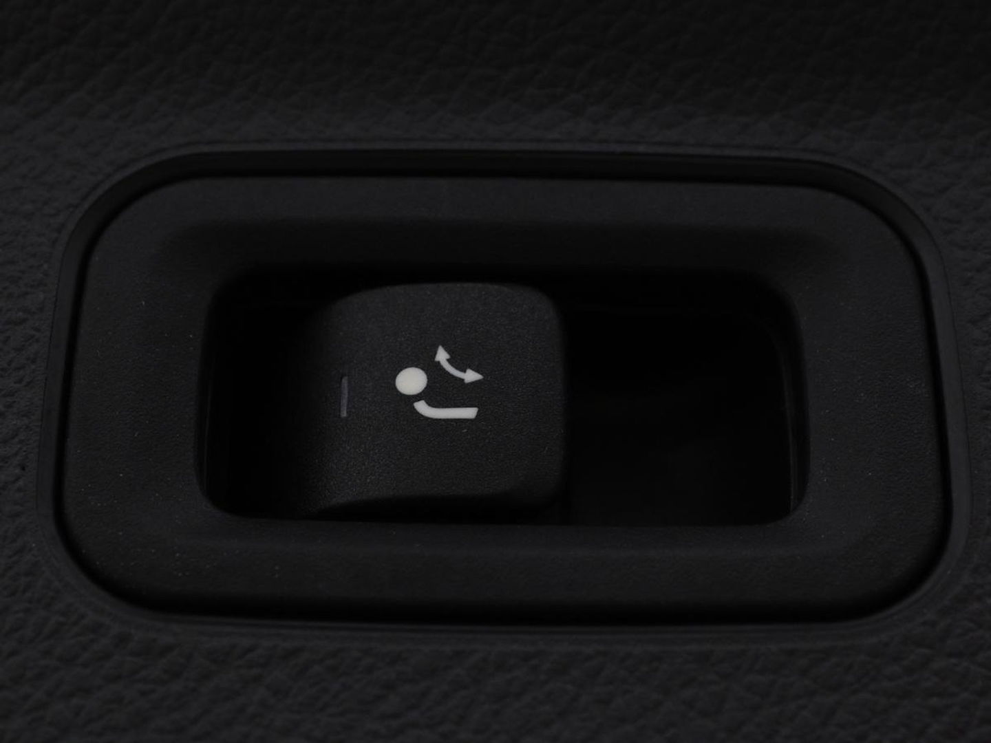 Mercedes-Benz A-Klasse 250e Urban | Leder | Stoelverwarming | Trekhaak | Camera | Sfeerverlichting | Widescreen | Park Assist | Navigatie | Full LED