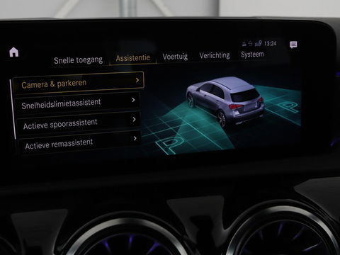 Mercedes-Benz A-Klasse 250e Urban | Leder | Stoelverwarming | Trekhaak | Camera | Sfeerverlichting | Widescreen | Park Assist | Navigatie | Full LED