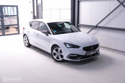 SEAT Leon 1.4 TSI eHybrid PHEV FR Business Intense | Camera | Stoel & stuurwiel verwarming | ACC | LED | Rijklaarprijs |