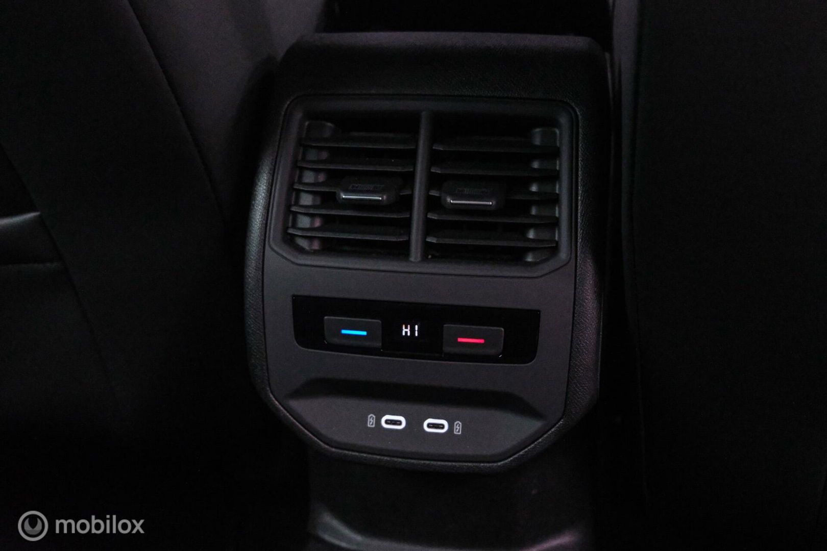 SEAT Leon 1.4 TSI eHybrid PHEV FR Business Intense | Camera | Stoel & stuurwiel verwarming | ACC | LED | Rijklaarprijs |