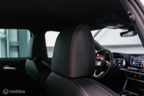 SEAT Leon 1.4 TSI eHybrid PHEV FR Business Intense | Camera | Stoel & stuurwiel verwarming | ACC | LED | Rijklaarprijs |