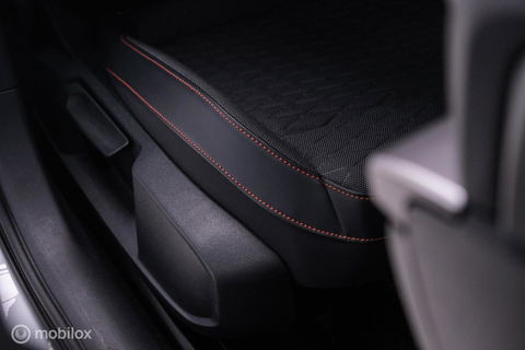 SEAT Leon 1.4 TSI eHybrid PHEV FR Business Intense | Camera | Stoel & stuurwiel verwarming | ACC | LED | Rijklaarprijs |