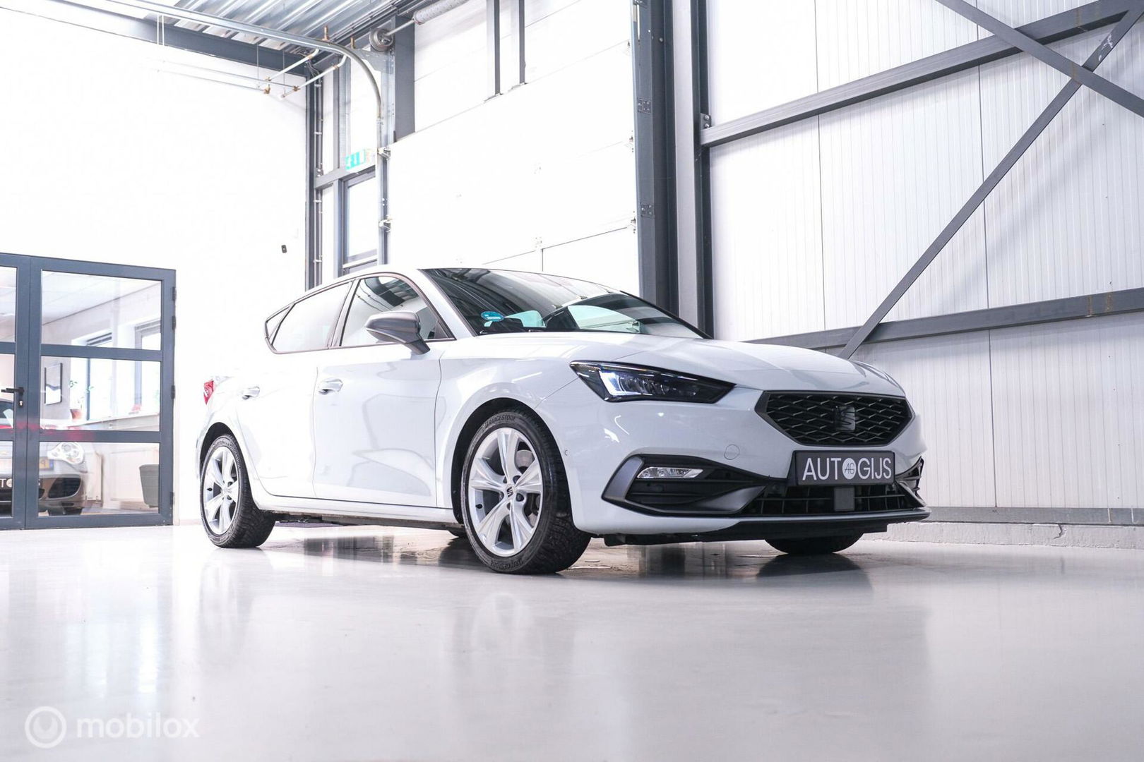 SEAT Leon 1.4 TSI eHybrid PHEV FR Business Intense | Camera | Stoel & stuurwiel verwarming | ACC | LED | Rijklaarprijs |