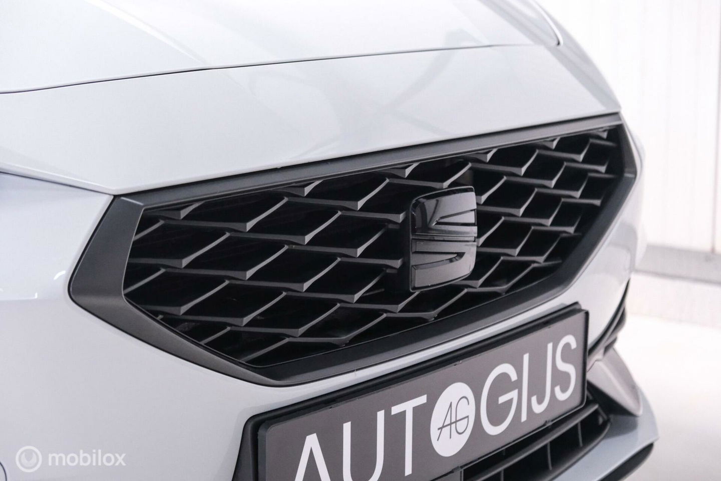 SEAT Leon 1.4 TSI eHybrid PHEV FR Business Intense | Camera | Stoel & stuurwiel verwarming | ACC | LED | Rijklaarprijs |