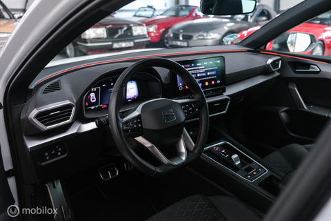 SEAT Leon 1.4 TSI eHybrid PHEV FR Business Intense | Camera | Stoel & stuurwiel verwarming | ACC | LED | Rijklaarprijs |