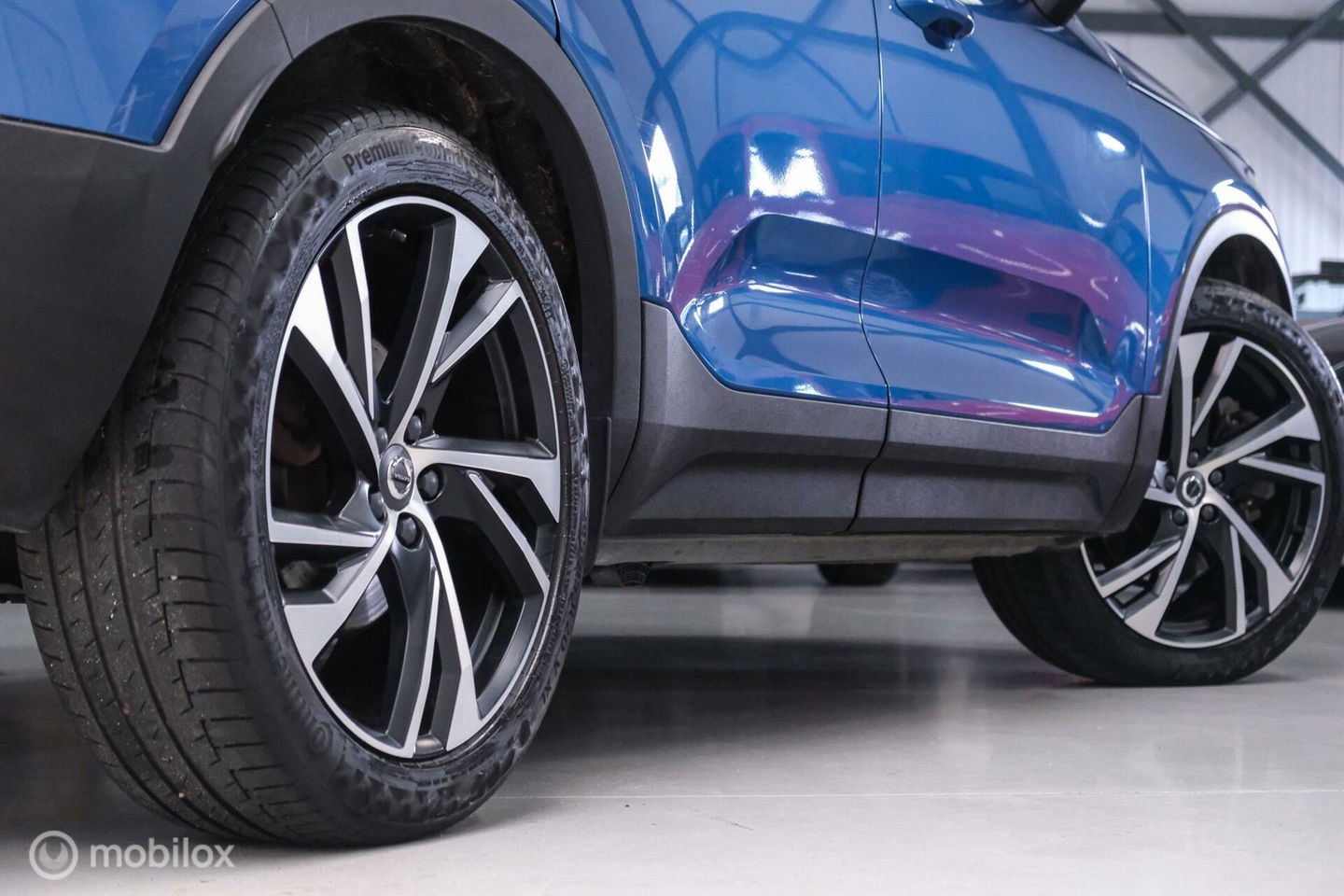 Volvo XC40 1.5 T5 Recharge R-Design 262 pk | Harman Kardon | Stoel & stuurverwarming | Trekhaak | LED | Alcantara | Rijklaar |
