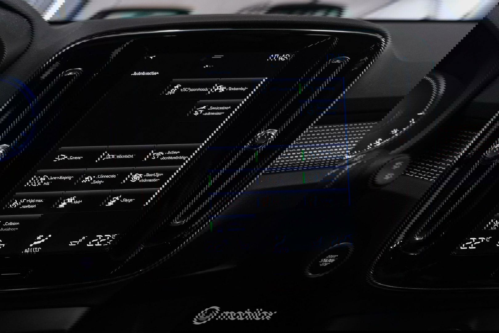 Volvo XC40 1.5 T5 Recharge R-Design 262 pk | Harman Kardon | Stoel & stuurverwarming | Trekhaak | LED | Alcantara | Rijklaar |