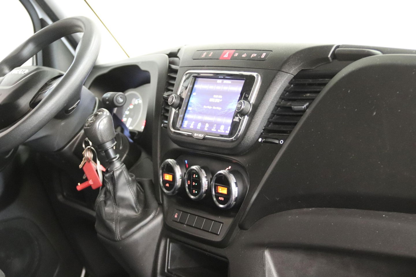 Iveco Daily 35C16 2.3 BAKWAGEN MET ZIJDEUR EN LAADKLEP