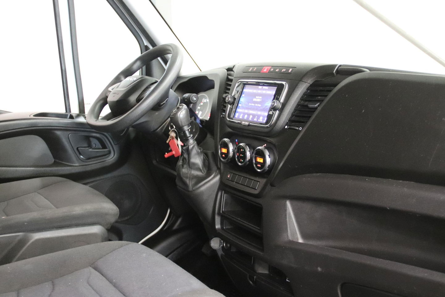 Iveco Daily 35C16 2.3 BAKWAGEN MET ZIJDEUR EN LAADKLEP