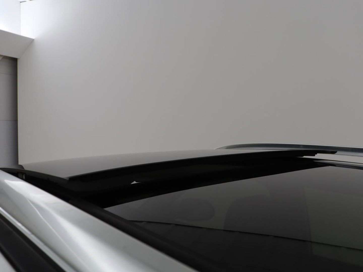 MG ZS EV Luxury 45 kWh | Panoramadak | Leder | Stoelverwarming | Carplay | Adaptive cruise | Camera | Keyless | Full LED | Navigatie