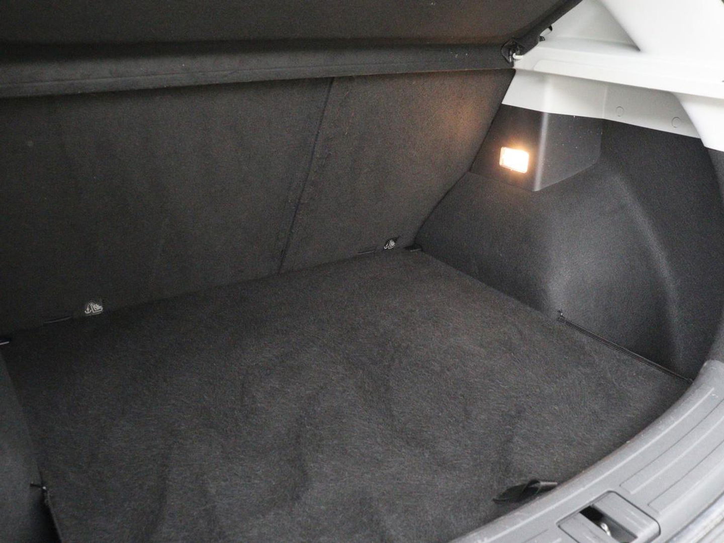 MG ZS EV Luxury 45 kWh | Panoramadak | Leder | Stoelverwarming | Carplay | Adaptive cruise | Camera | Keyless | Full LED | Navigatie