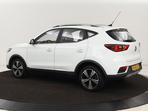 MG ZS EV Luxury 45 kWh | Panoramadak | Leder | Stoelverwarming | Carplay | Adaptive cruise | Camera | Keyless | Full LED | Navigatie