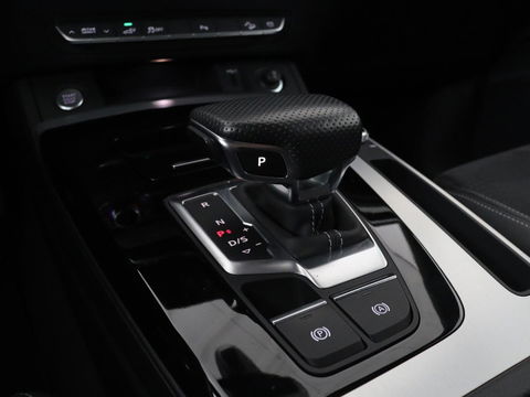 Audi Q5 Sportback 50 TFSI e S edition | Stoelverwarming | Adaptive cruise | Carplay | Matrix LED | Half leder | Sportstoelen | Virtual Cockpit | PHEV