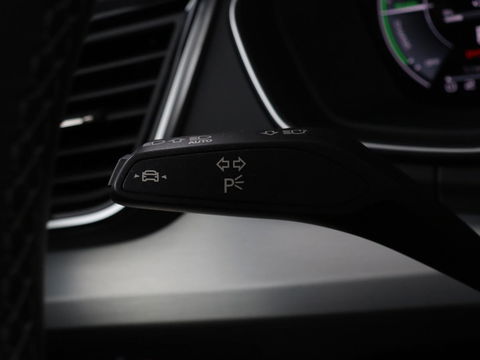 Audi Q5 Sportback 50 TFSI e S edition | Stoelverwarming | Adaptive cruise | Carplay | Matrix LED | Half leder | Sportstoelen | Virtual Cockpit | PHEV