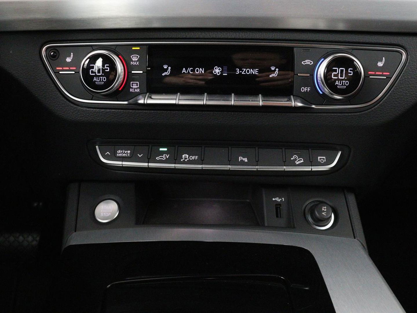 Audi Q5 Sportback 50 TFSI e S edition | Stoelverwarming | Adaptive cruise | Carplay | Matrix LED | Half leder | Sportstoelen | Virtual Cockpit | PHEV
