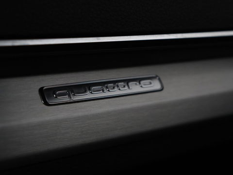 Audi Q5 Sportback 50 TFSI e S edition | Stoelverwarming | Adaptive cruise | Carplay | Matrix LED | Half leder | Sportstoelen | Virtual Cockpit | PHEV