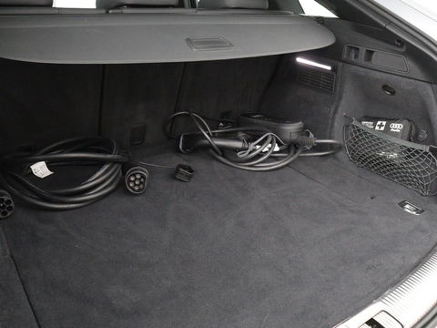Audi Q5 Sportback 50 TFSI e S edition | Stoelverwarming | Adaptive cruise | Carplay | Matrix LED | Half leder | Sportstoelen | Virtual Cockpit | PHEV