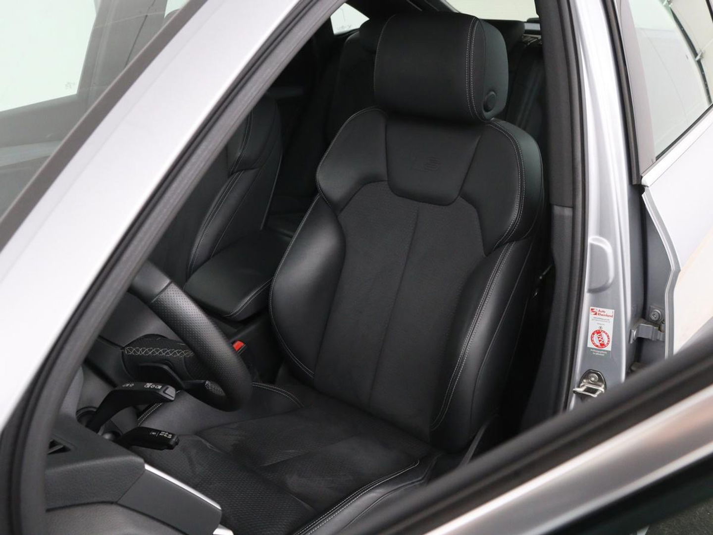 Audi Q5 Sportback 50 TFSI e S edition | Stoelverwarming | Adaptive cruise | Carplay | Matrix LED | Half leder | Sportstoelen | Virtual Cockpit | PHEV