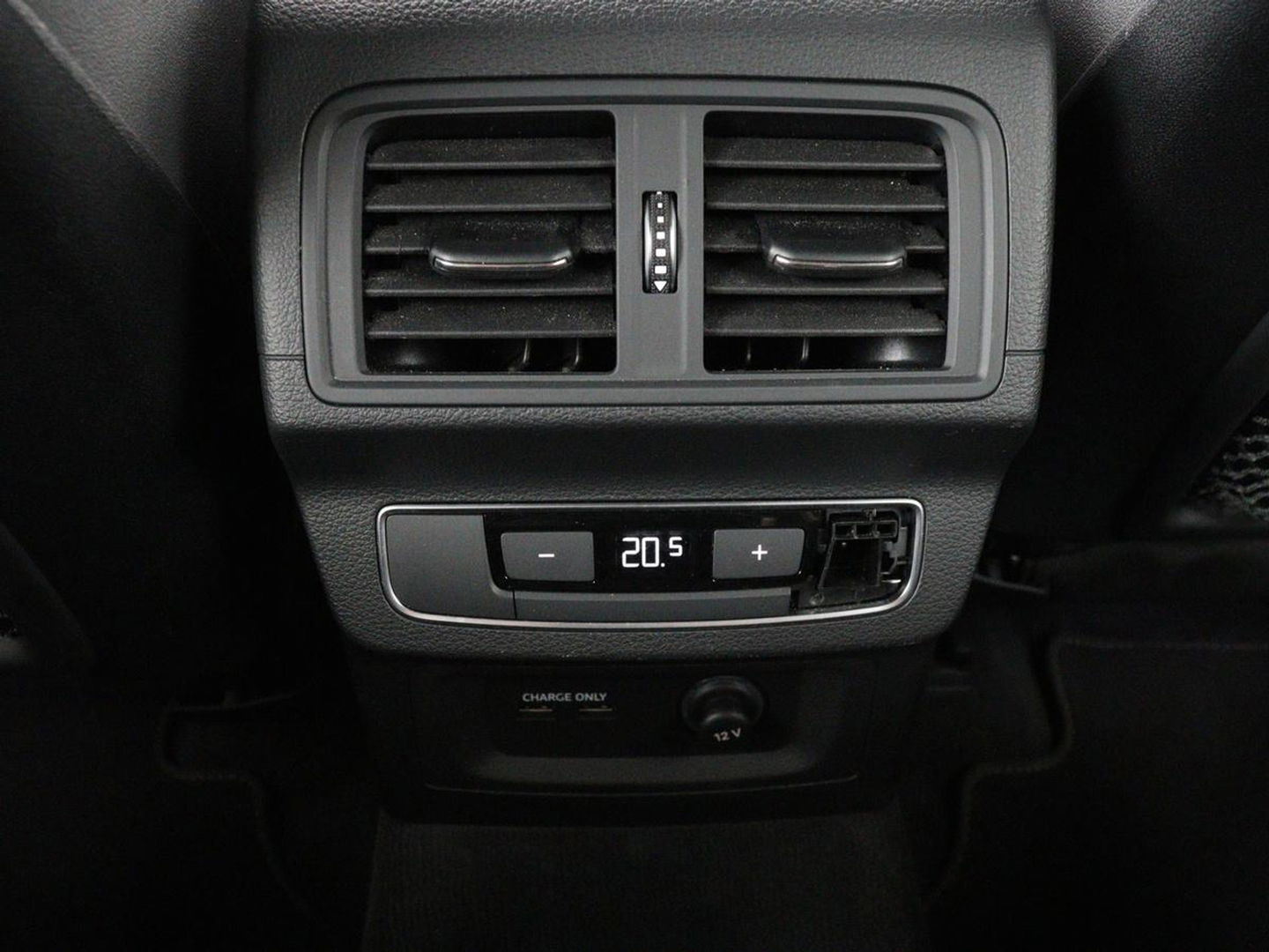 Audi Q5 Sportback 50 TFSI e S edition | Stoelverwarming | Adaptive cruise | Carplay | Matrix LED | Half leder | Sportstoelen | Virtual Cockpit | PHEV