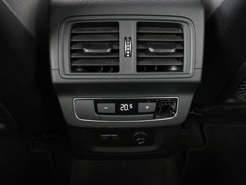 Audi Q5 Sportback 50 TFSI e S edition | Stoelverwarming | Adaptive cruise | Carplay | Matrix LED | Half leder | Sportstoelen | Virtual Cockpit | PHEV