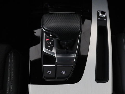 Audi Q5 Sportback 50 TFSI e S edition | Stoelverwarming | Adaptive cruise | Carplay | Matrix LED | Half leder | Sportstoelen | Virtual Cockpit | PHEV