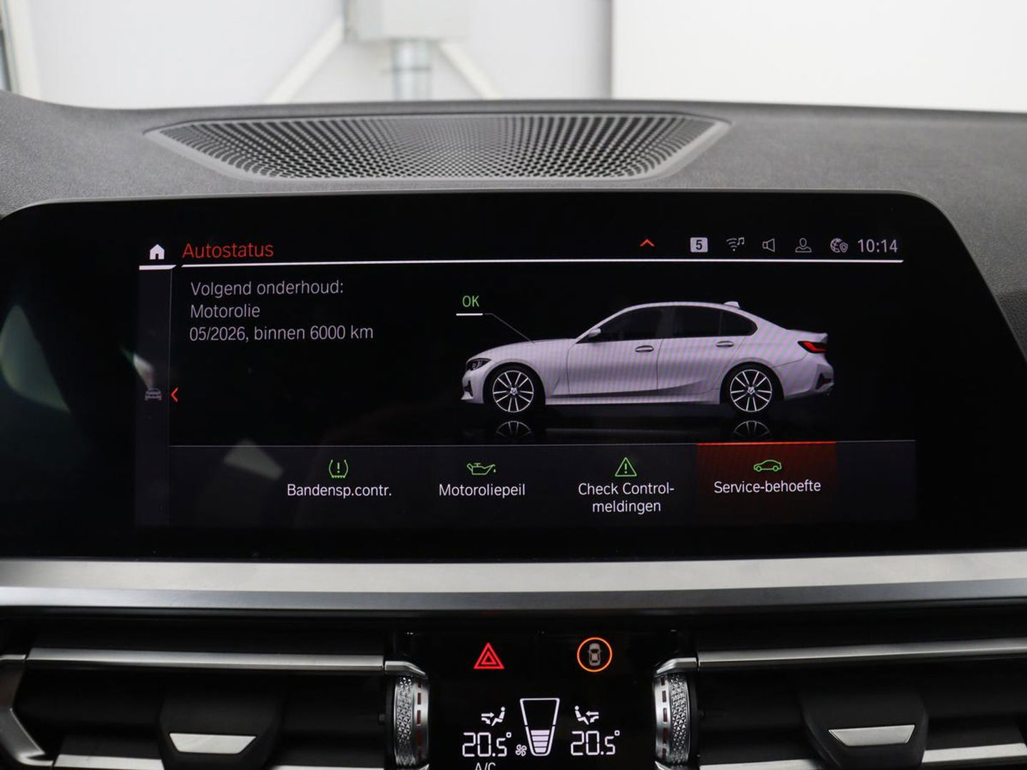 BMW 3 Serie 318i Executive Edition | Sport Line | Stoelverwarming | Camera | Trekhaak | Half leder | Full LED | Carplay | Live Cockpit