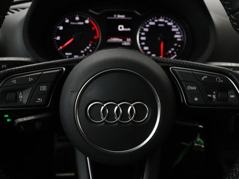 Audi A3 1.0 TFSI Sport S Line Edition | Full LED | Sportstoelen | Navigatie | Climate control | Parkeerhulp | Cruise control
