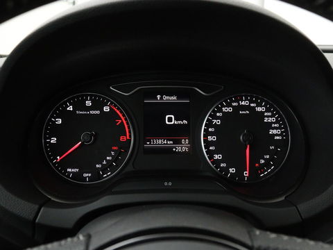 Audi A3 1.0 TFSI Sport S Line Edition | Full LED | Sportstoelen | Navigatie | Climate control | Parkeerhulp | Cruise control