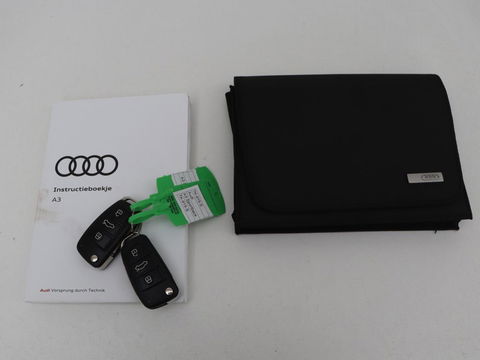 Audi A3 1.0 TFSI Sport S Line Edition | Full LED | Sportstoelen | Navigatie | Climate control | Parkeerhulp | Cruise control