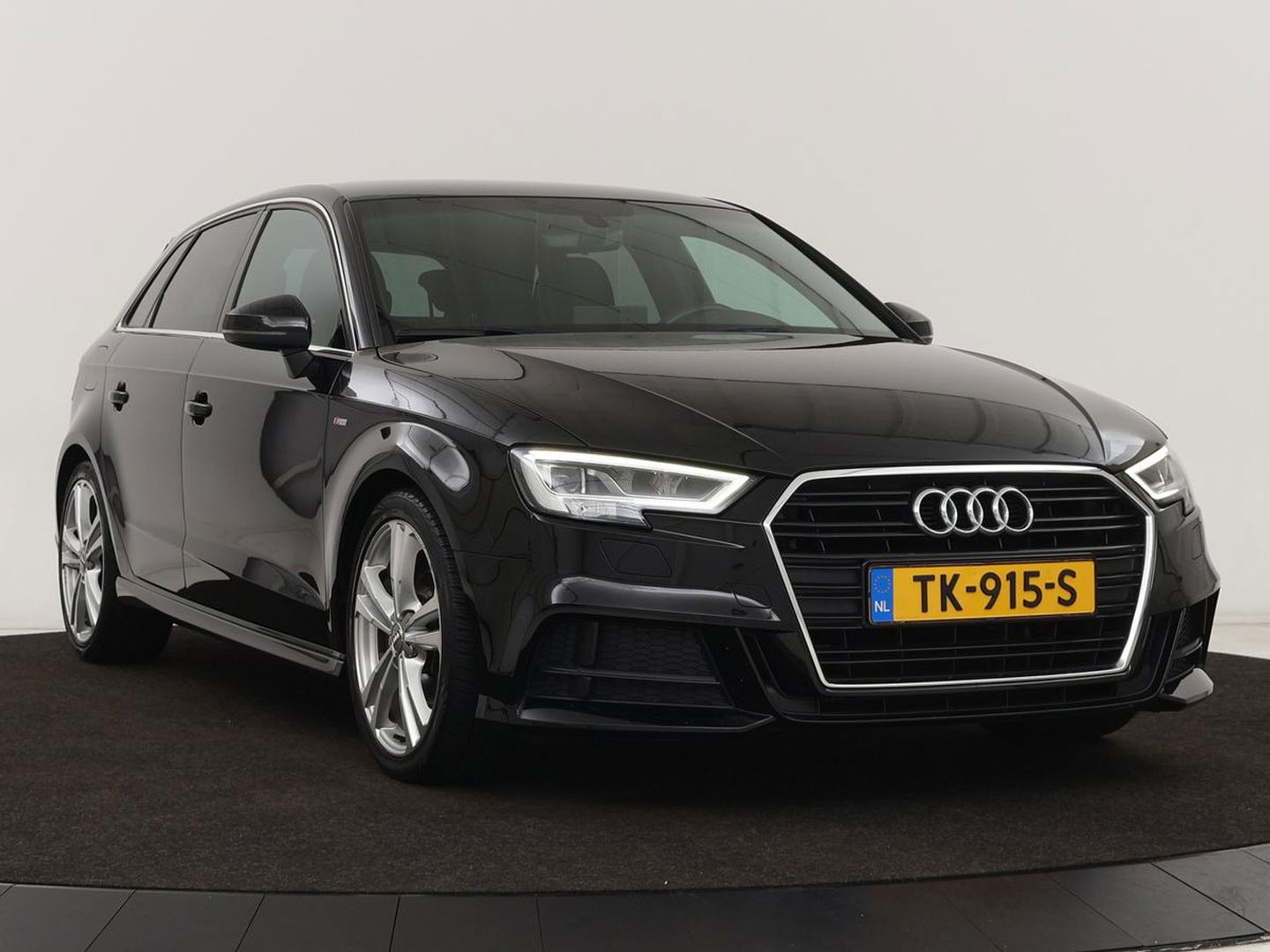 Audi A3 1.0 TFSI Sport S Line Edition | Full LED | Sportstoelen | Navigatie | Climate control | Parkeerhulp | Cruise control