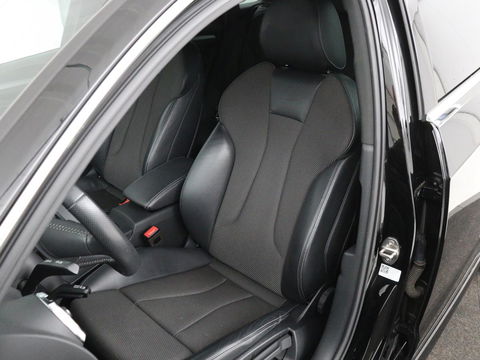 Audi A3 1.0 TFSI Sport S Line Edition | Full LED | Sportstoelen | Navigatie | Climate control | Parkeerhulp | Cruise control