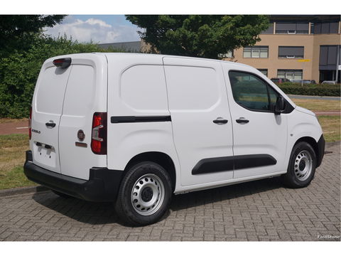 Fiat E-Doblò L1 50 kWh Plus BPM VRIJ Climate, Navi, Camera, Betimmering, 2x Schuifdeur!! NR. 376